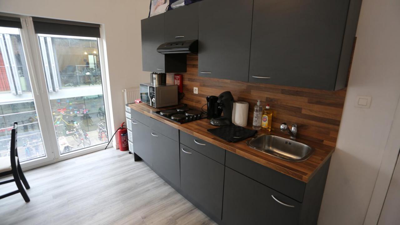Studio 200 Meters From Central Station Appartement Antwerpen Buitenkant foto
